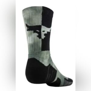 Men's Under Armour The Rock Logo 1 Pair Crew Sock Size 8 - 12  New With Tags